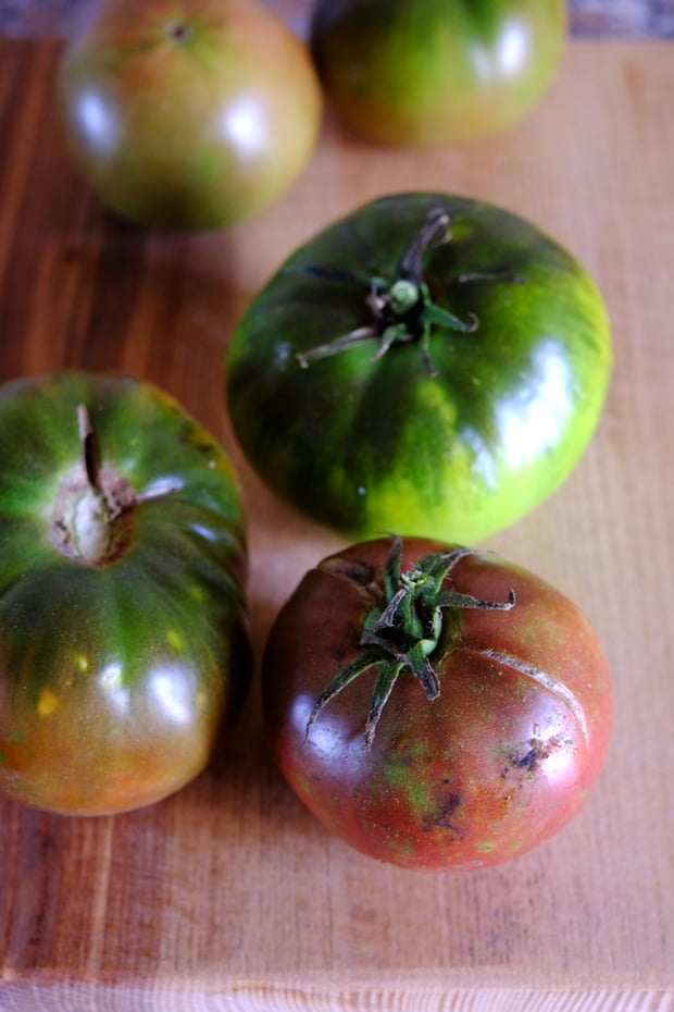 pomodoro_nero_crimea_small