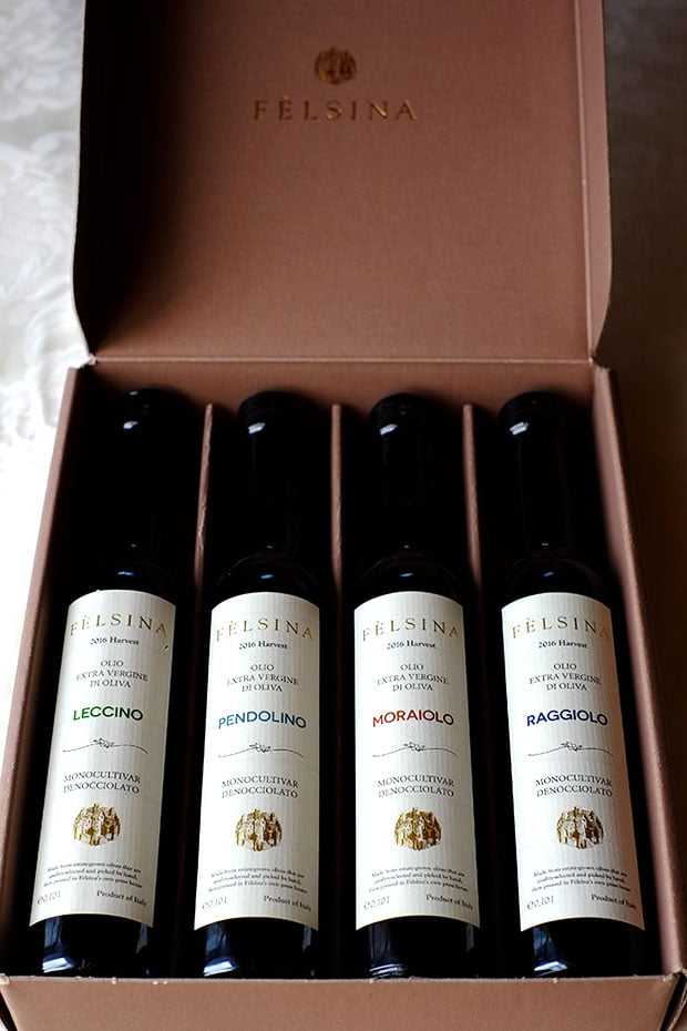 Crostini alle erbe e ceci con fiori di rosmarino e olio e.v.d'oliva Moraiolo 2