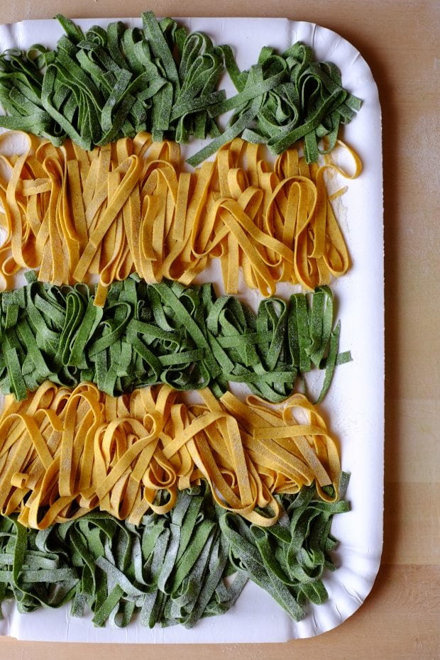 Fettuccine paglia e fieno ai semi di lino e farinello 2
