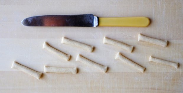 Busiate di grani antichi siciliani con passata rustica ai capperi e olive 5